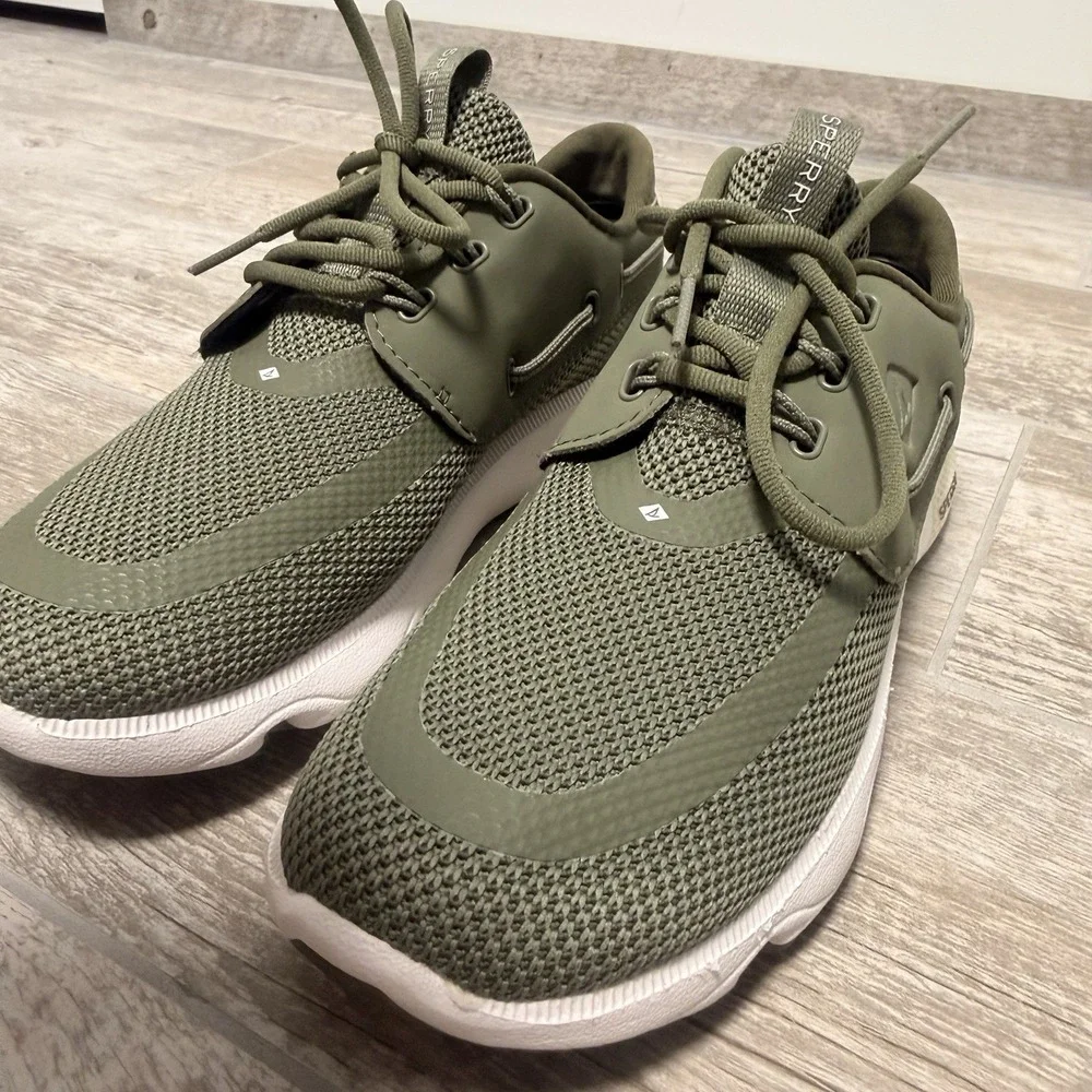 NEW Women's Watersport shoes SPERRY‎ 7 SEAS Size 6.5 Color Green